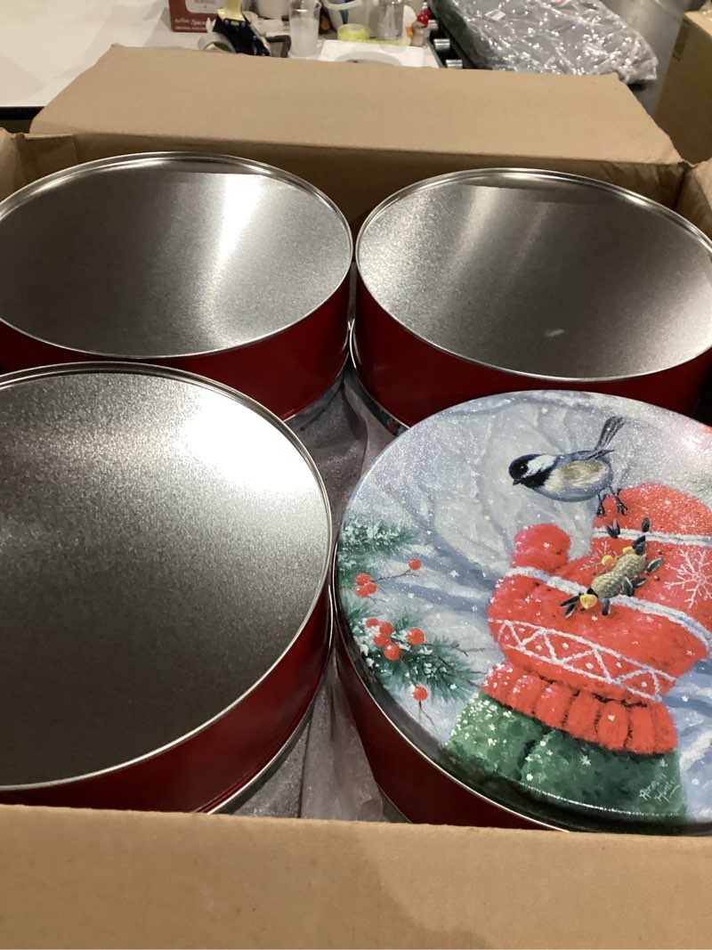 Can company set of twelve christmas tins