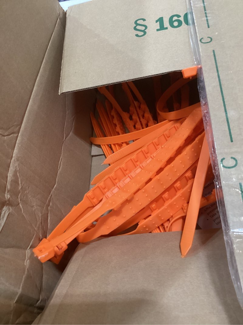 Condition photo showing item condition for 20PCS Snow Chains Tire Chains - Emergency Non-Slip Zip Tie, Portable Snow Tire Cables Chain for Car SUV Truck Universal Winter Driving