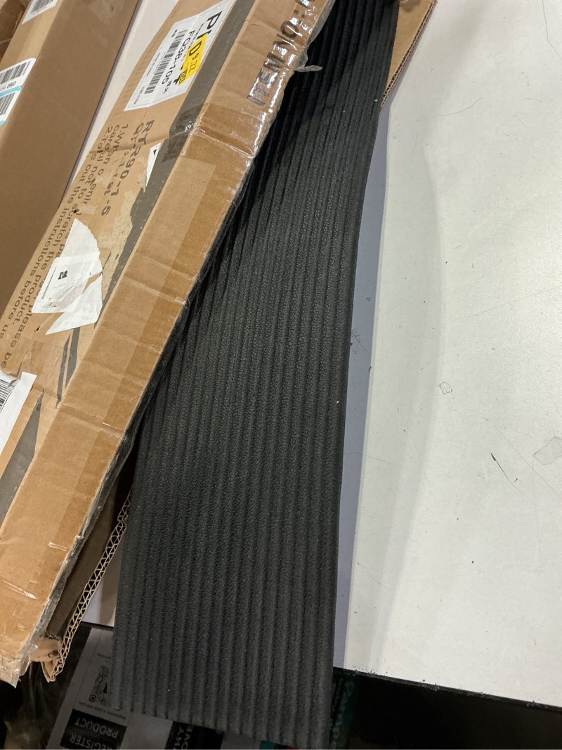 Condition photo showing Good Condition for Ruedamann 0.6" Rise Threshold Ramp for Doorways, Sturdy Rubber Threshold Ramp, Non-Slip Power Door Ramps for Wheelchairs is Adjustable and Cuttable for Doorways, Curb, Scooters, Driveways Ribbed Non-Slip Design 0.6" Rise