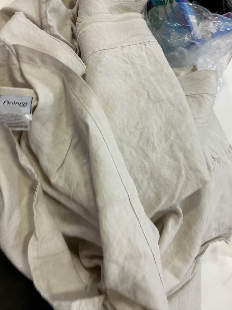 Condition photo showing Good Condition for european linen double flange duvet cover set, king/cal king, sand