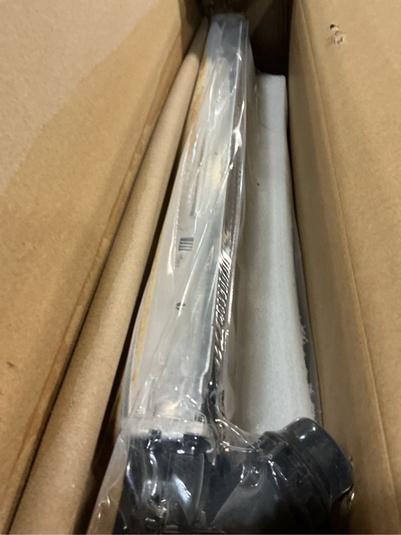 Condition photo showing Good Condition for Radiator | Compatible with 07-10 BMW 328i; 08-13 BMW 128i CU13392:(08-13)BMW128i(07-13)BMW328i(08-13)BMW M3