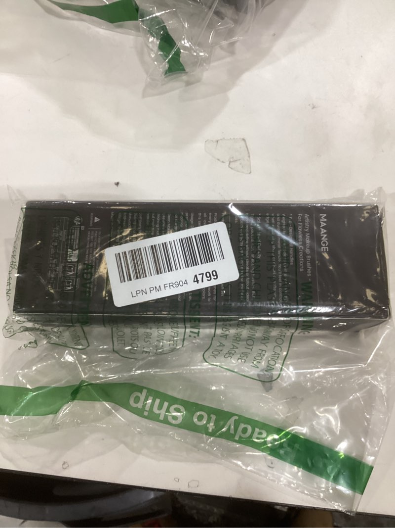 Condition photo showing New/Like New for MAANGE 13 Pcs Foundation Makeup Brush Set With Bag, Make up Brushes, Double-End Multi Functional Makeup Brushes, Professional Face Brush Set Tools For Liquid Powder Concealer Cream Blush (Coffee) 13Pcs-Coffee