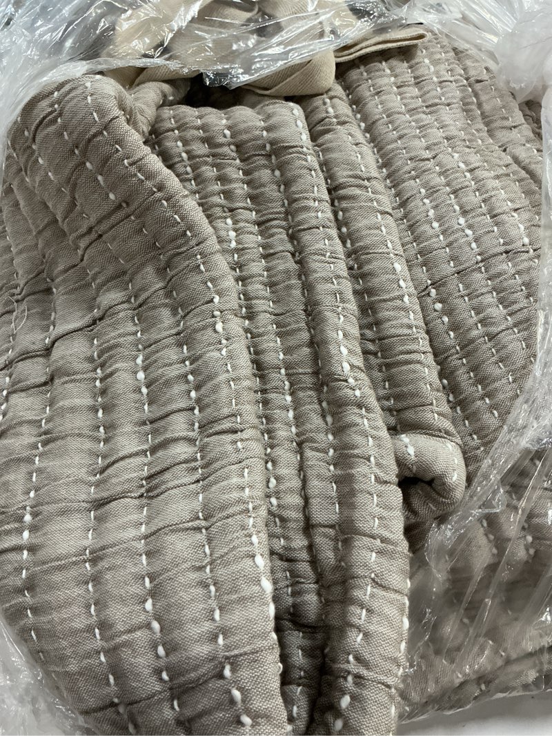 Condition photo showing Good Condition for organic cotton channel stitch coverlet, full/queen, taupe