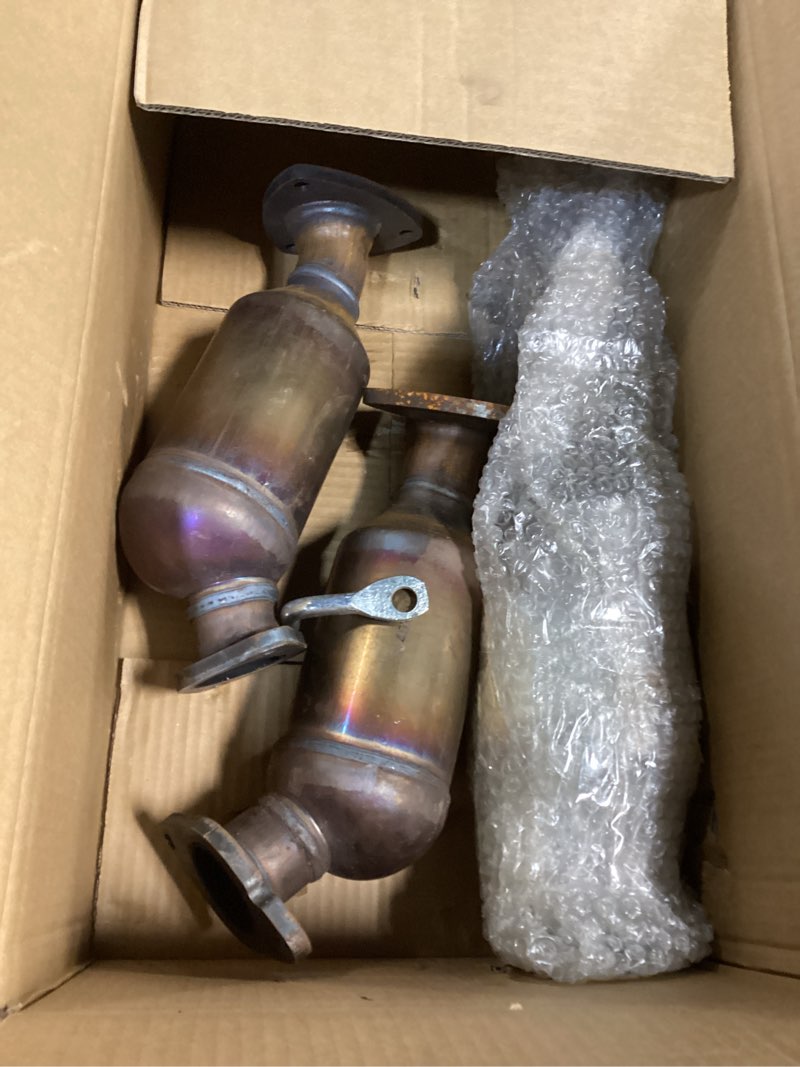 Condition photo showing As Is for catalytic converter compatible with traverse 2009 2010 2011 2012 2013 2014 2015 2016 2017 acadia 2007-2017 enclave 2008-2017 saturn outlook 2007-2010 3.6l