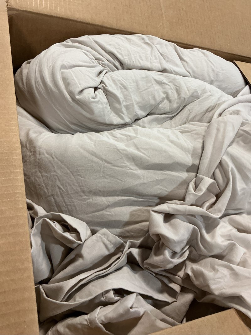 Condition photo showing Good Condition for wrensonge king size comforter set, 7 pieces soft light oatmeal bed in a bag king with fitted sheet, flat sheet, 2 pillow shams, and 2 pillowcases- warm bedding set for all season light oatmeal king(102"*90")