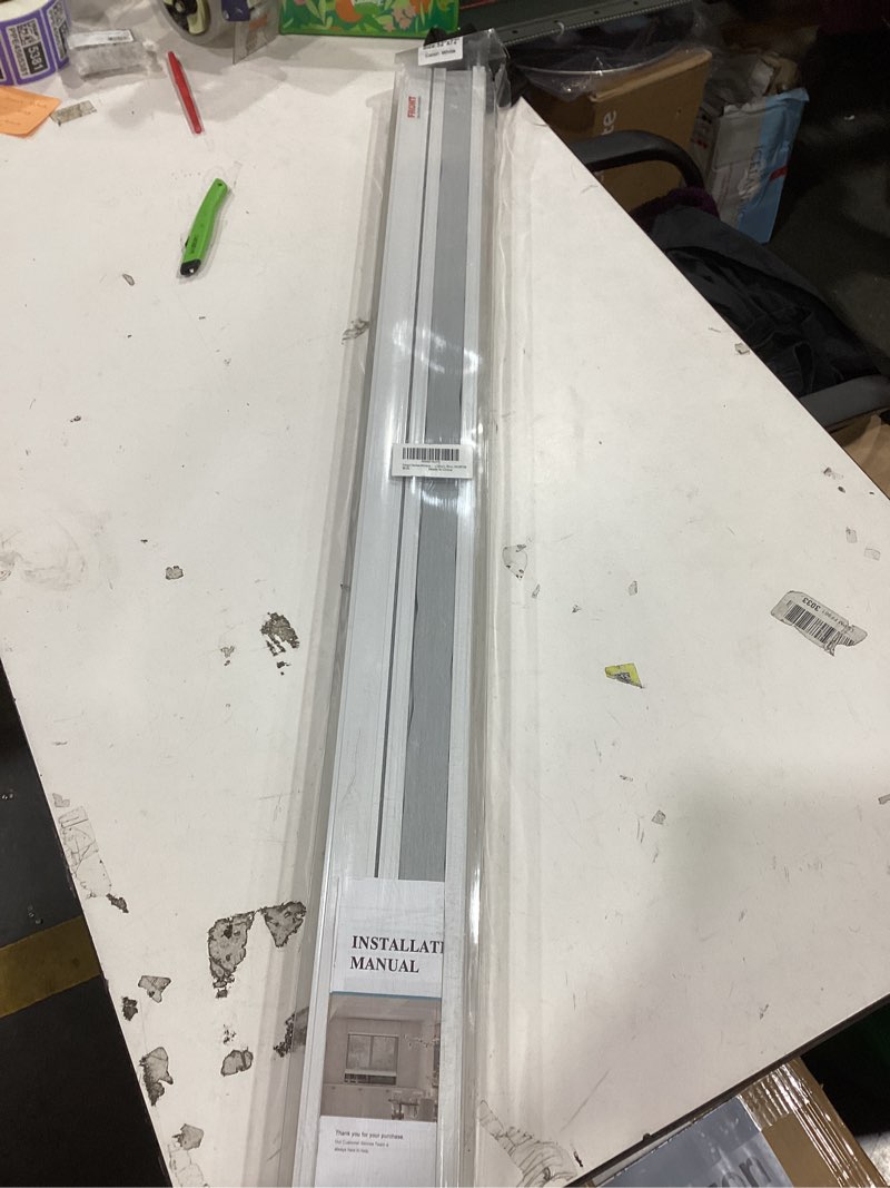 Condition photo showing Good Condition for Youngoo Cordless Top Down Bottom Up Cellular Shades, Blackout Blinds for Indoor Windows?Honeycomb Blinds, Room Darkening Shades for Windows, Light Control,19" W*72" H,White White(blackout) 19"W * 36"H