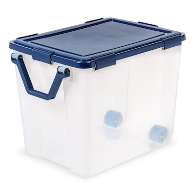 Project Source X-large 25.75 -Gallons ( 103 -Quarts ) Blue Heavy Duty Stackable Tote with Latching Lid