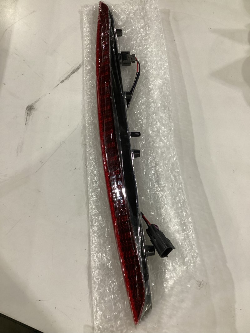 Condition photo showing Good Condition for 3rd brake light high mount stop light 923-302 led third brake light lamp for 2016 2017 2018 lincoln mkx led stop light high mount w/harness replaces # fa1z-13a613-ab