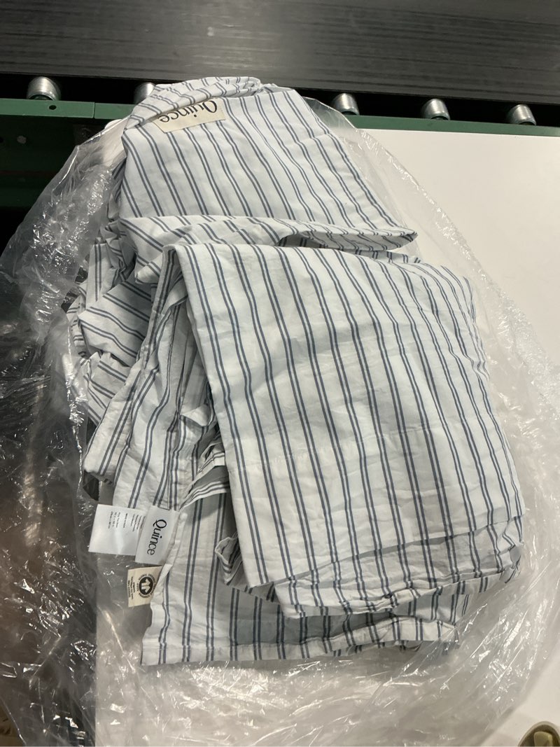 Condition photo showing Good Condition for organic crisp percale double stripe sheet set color: white/mineral size: king set: with flat sheet