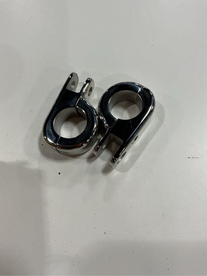 Condition photo showing Good Condition for benlari highway pegs p-clamp mount kit, a3 steel motorcycle foot pegs fit for 1" & 1.25'' crash bars foot bracket clamp compatible with harley touring electra road king road glide(chrome)