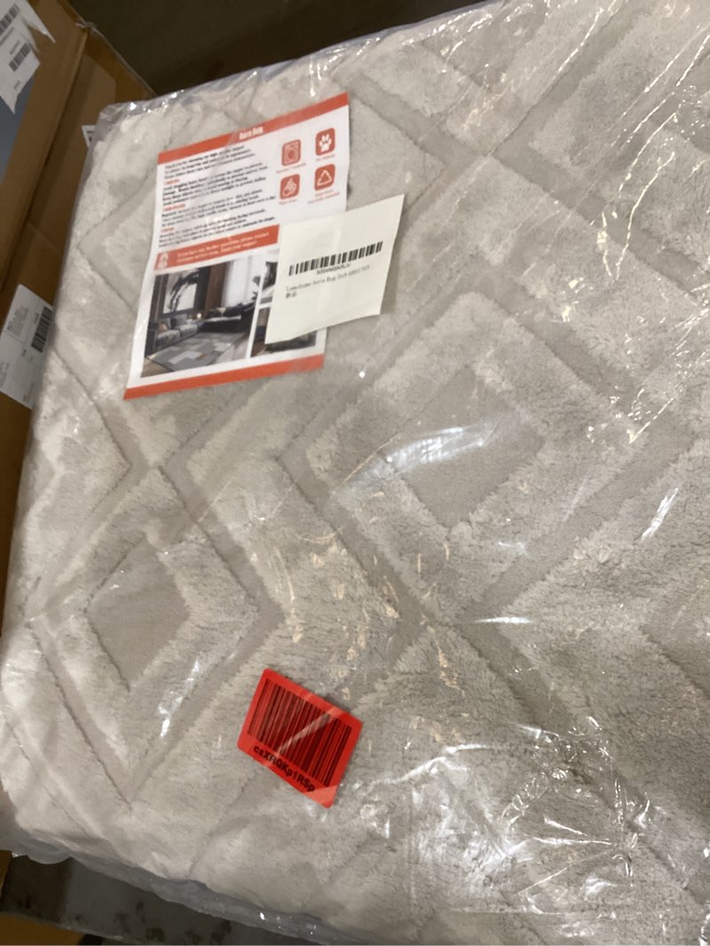 Condition photo showing New/Like New for area rug 5x8,washable area rugs with non-slip tpe backing design,fluffy soft feeling, high traffic,durable,easy to clean area rug for bedroom,living room,home office,grey grey 5' x 8' (rectangular)
