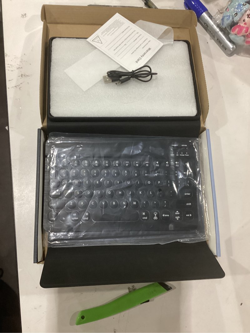 Condition photo showing Good Condition for Wineecy Backlit Keyboard Case for Samsung Galaxy Tab A7 10.4" 2020, 7 Colors Backlight MagneticallyÂ Detachable Wireless Keyboard & PU Folio Stand Cover Case for SM-T500, SM-T505, SM-T507 (Black)