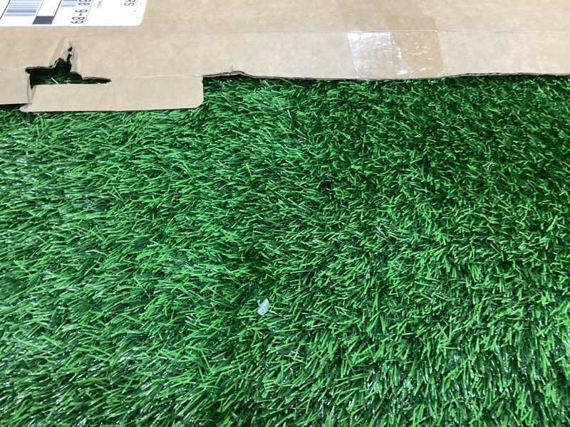 Condition photo showing New/Like New for sunvilla realistic indoor/outdoor artificial grass/turf sample piece - 4 in x 5 in sample 4 in x 5 in