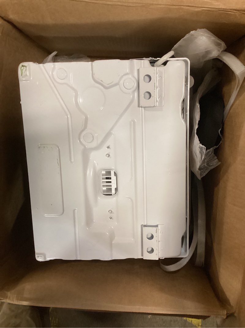 Condition photo showing As Is for amazon basics 5000-btu window air conditioner with quiet operation, up to 150 sqf, cool and fan functions, washable filter, adjustable window kit, intuitive mechanical controls, for small room, white white 5000 btu
