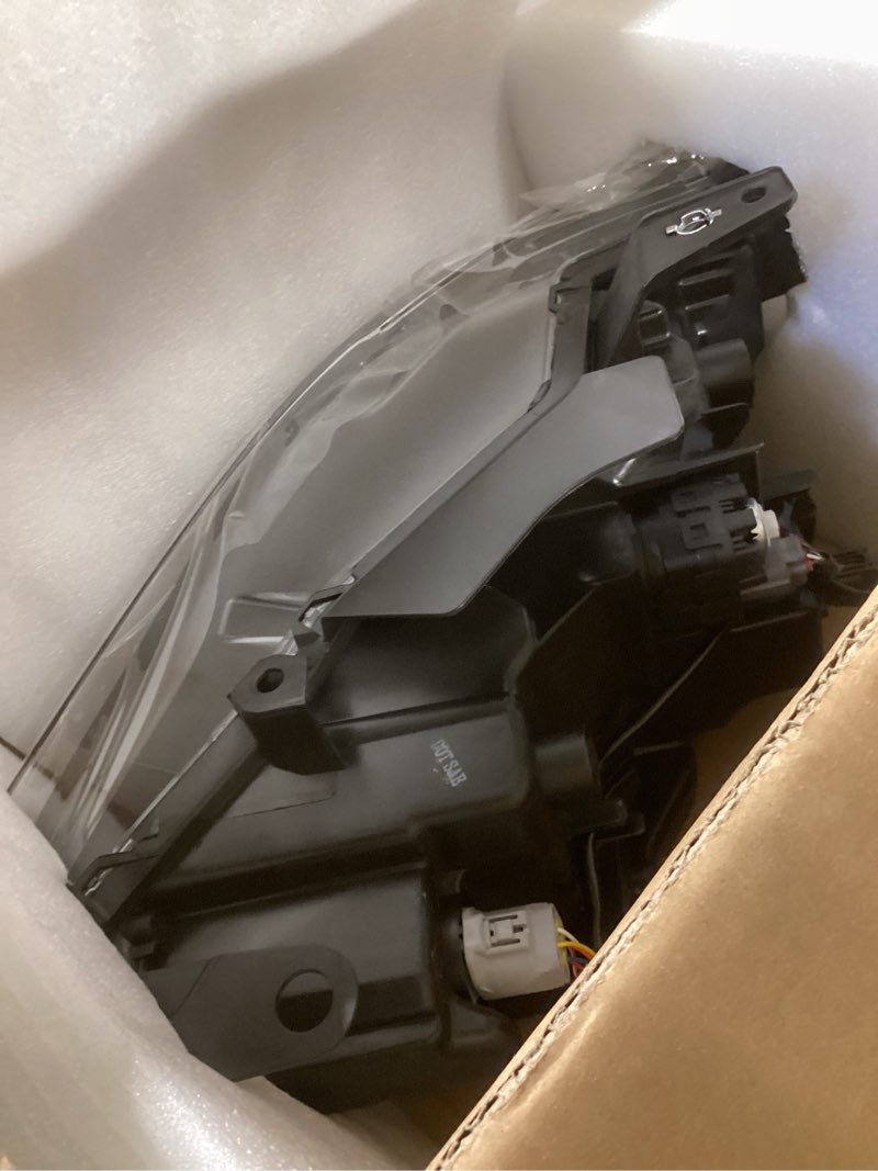Condition photo showing Good Condition for nakkaa right headlight assembly compatible with cx-5 2022-2024 w/o afs headlamp 5078673000 kpf151040 passenger side