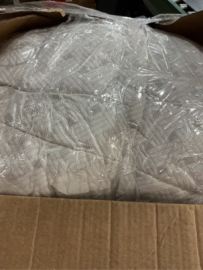 Condition photo showing As Is for bedlore waterproof mattress protector, queen size noiseless mattress pad with deep pocket 6"-18" depth, soft breathable bed mattress cover washable for home, bedroom, hotel (white) 2 white queen