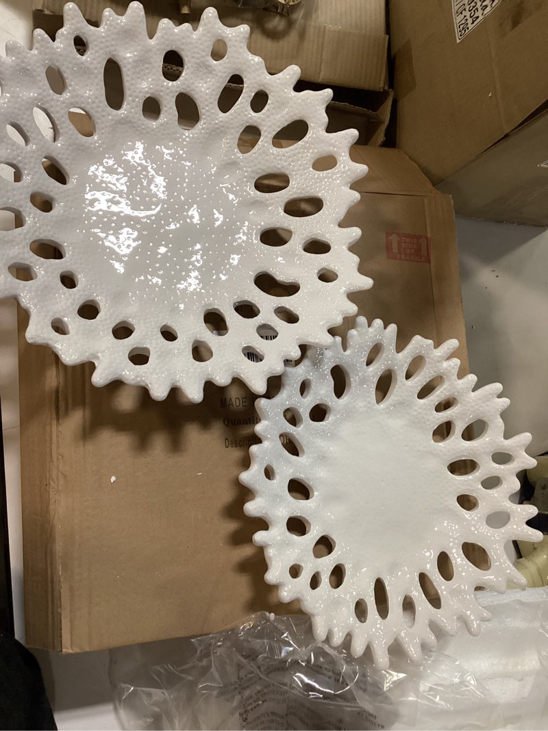 Deco 79 Ceramic Coral Plate, 15 by 11-Inch, Set of 2