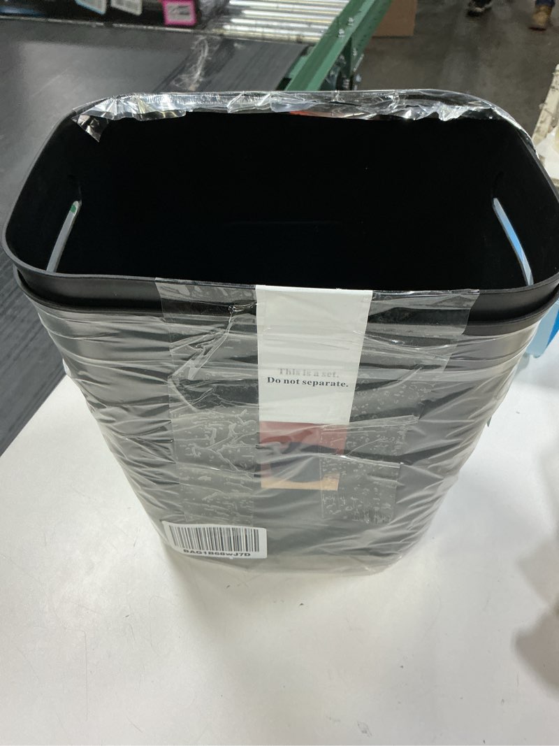 Condition photo showing New/Like New for UUJOLY Plastic Trash Can Wastebasket, Garbage Container Basket for Bathrooms, Kitchens, Offices, Kids Rooms, Black, 3.5 Gallon, 2 Pack Black 3.5 Gallon/2 Pack