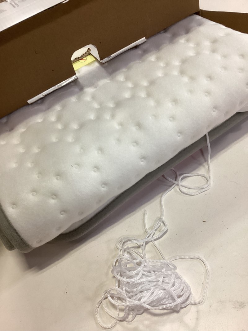 Condition photo showing Good Condition for Beurer UWB55 Heated Mattress Pad with 8 Temperature Settings & Ultra-Soft Fleece, 59" x 31.5", Electric Bed Warmer with Overheat Safety Features, Fast Heating, Machine Washable
