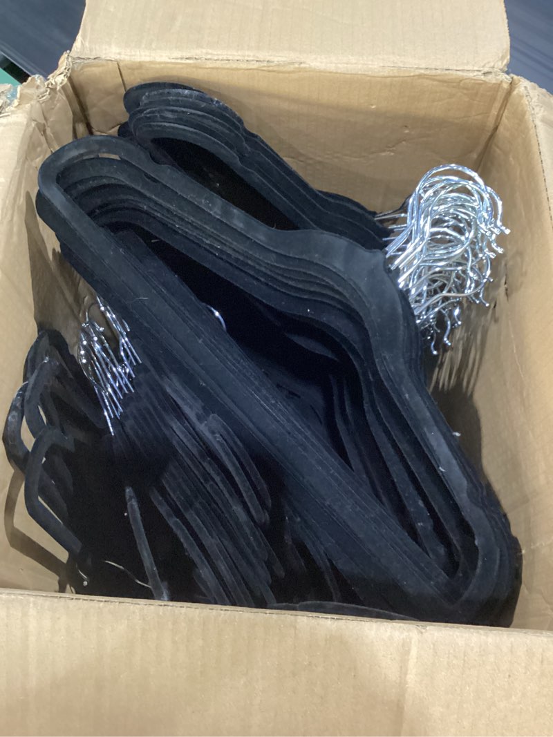 Condition photo showing New/Like New for songmics velvet hangers 150 pack, non-slip clothes hangers with silver-colored swivel hooks, slim space-saving for closet, heavy-duty, black ucrf046bz03s black 150 pack