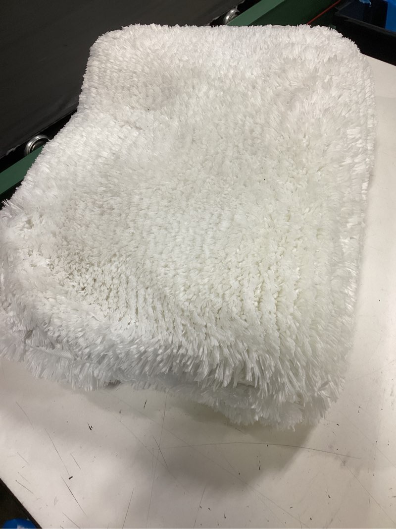 Condition photo showing Good Condition for white bathroom rugs 32\" × 20\" non slip & super absorbent extra thick soft, washable bath mat for floor, microfiber plush shaggy bath rug with rubber for bathtub shower room sink
