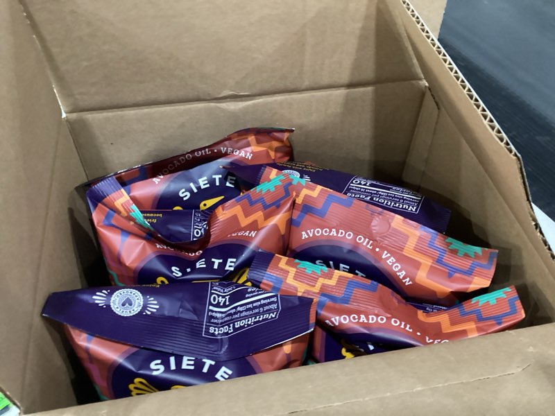 Condition photo showing New/Like New for Siete kettle cooked potato chips pack of 6