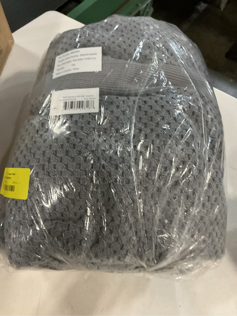 Condition photo showing Good Condition for better homes & gardens signature soft solid cotton bath towel, grey flannel 6 pieces