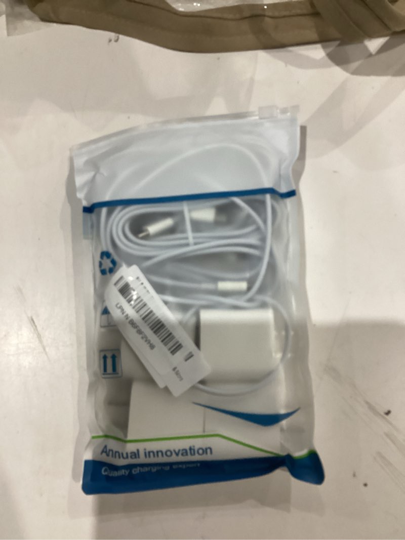 Condition photo showing Good Condition for iphone 17 16 15 charger, usb c charger, 4-pack fast wall charging, usb-c chargers block (4-pack 6 ft cable included) for iphone 17/16/15/15 pro/15 pro max/ipad pro/airpods samsung & more single port 4 pack