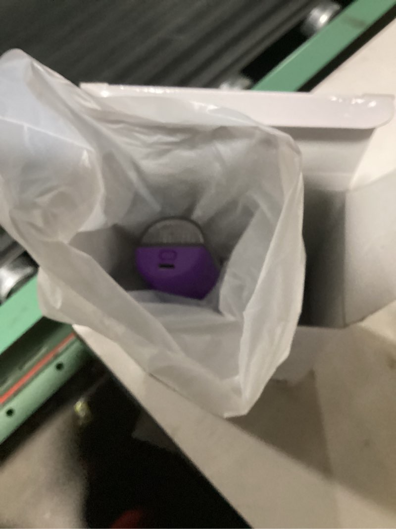 Condition photo showing Good Condition for VASSON Fabric Shaver, Electric Lint Remover, Rechargeable Lint Shaver, Sweater Shavers to Remove Pilling, Large Fuzz Remover for Clothes Couch Furniture (Purple)