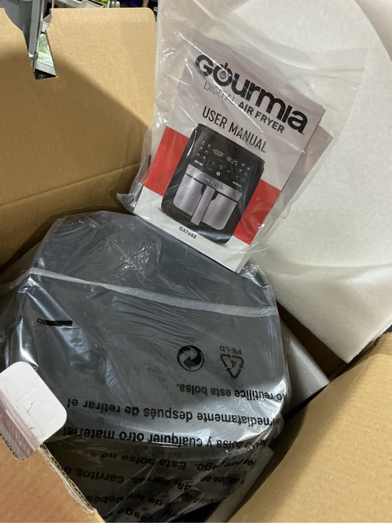 Condition photo showing Good Condition for gourmia air fryer - 8 qt extra large capacity, fryforce360º, digital display with 12 presets, roast, bake, broil, dehydrate, dishwasher safe accessories, stainless steel