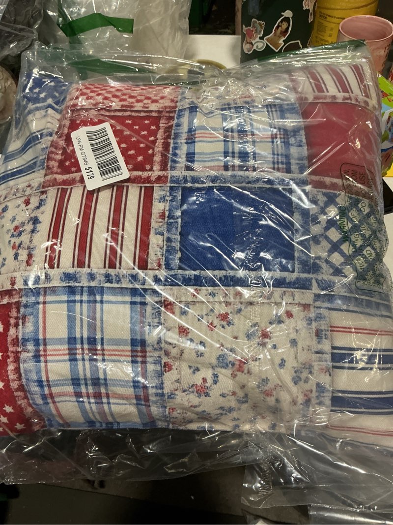 Condition photo showing New/Like New for patriotic patchwork americana quilt design throw pillow 18x18