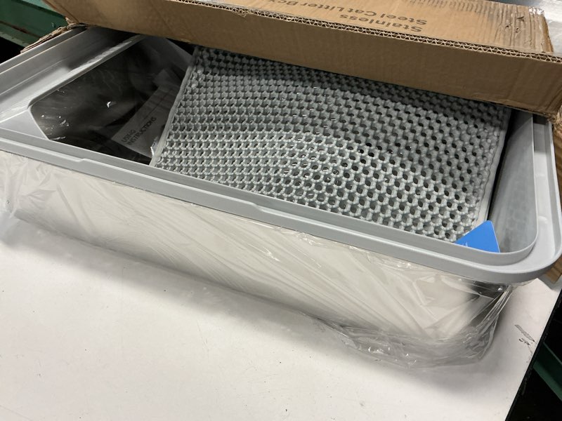 Condition photo showing Good Condition for Stainless Steel Litter Box | XL Enclosed Cat Litter Boxes with Lid for Big Cats | High Sided, Anti-Urine Leakage | Non-Stick Bottom & Includes Litter Mat & Metal Scoop