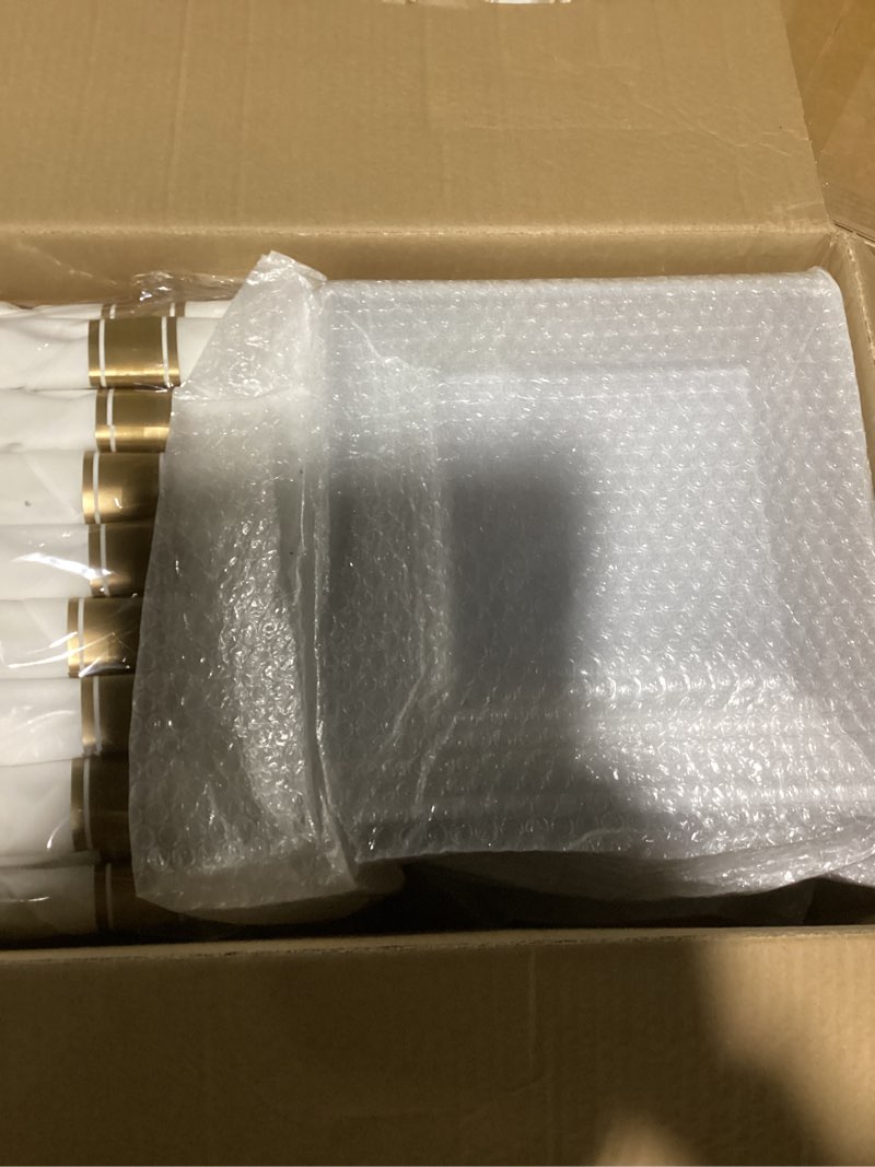 Condition photo showing New/Like New for 352 Piece Clear Gold Dinnerware Set for 50 Guests, Clear Square Plastic Plates with Gold Trim, Include: 100 Gold Plastic Plates, 50 Rolled Napkins, 50 Cups, 50 Cutlery Set and 2 Tablecloth