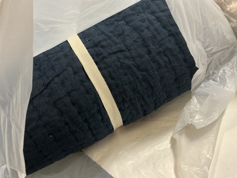 Condition photo showing Good Condition for european linen cotton stitch quilt set, king/cal king, navy