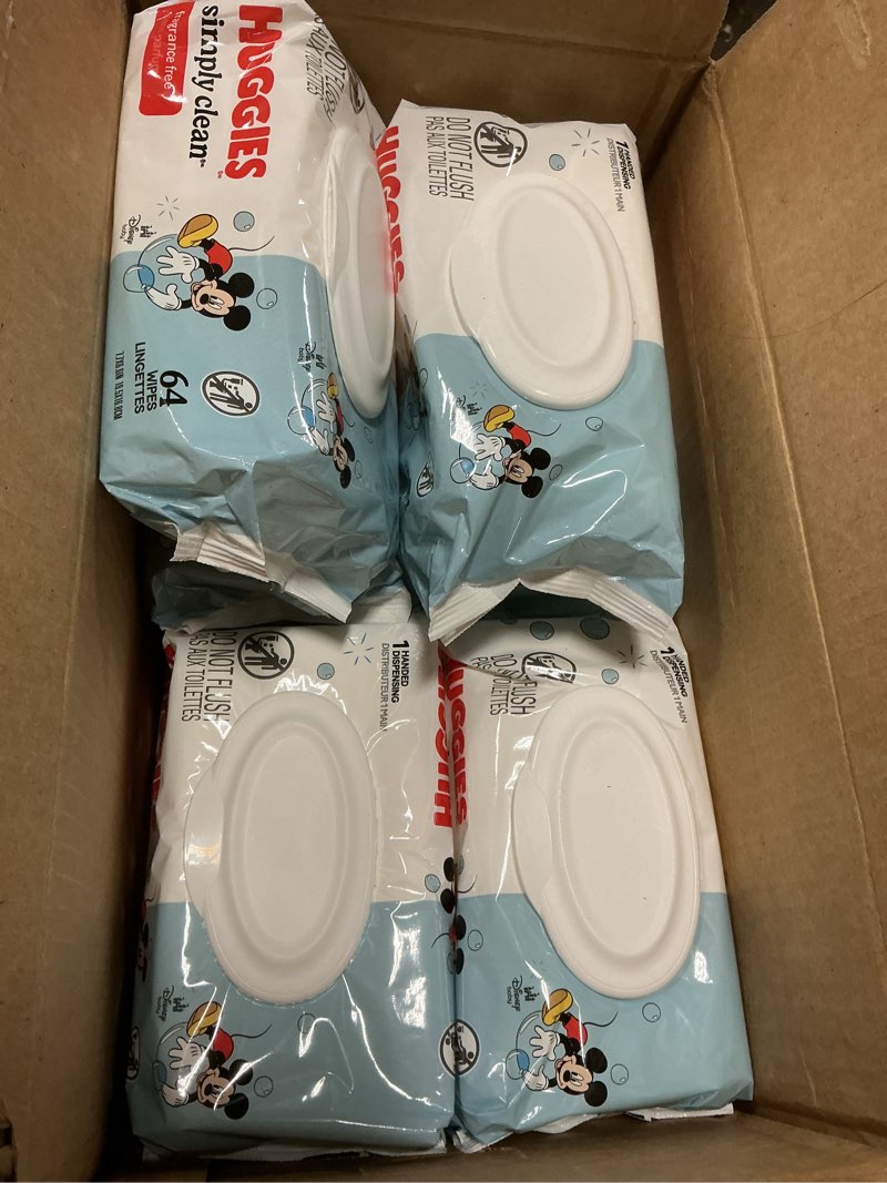 Condition photo showing Good Condition for Huggies Simply Clean Unscented Baby Diaper Wipes, 10 Flip-Top Packs, Packaging May Vary 64 Count (Pack of 10) 