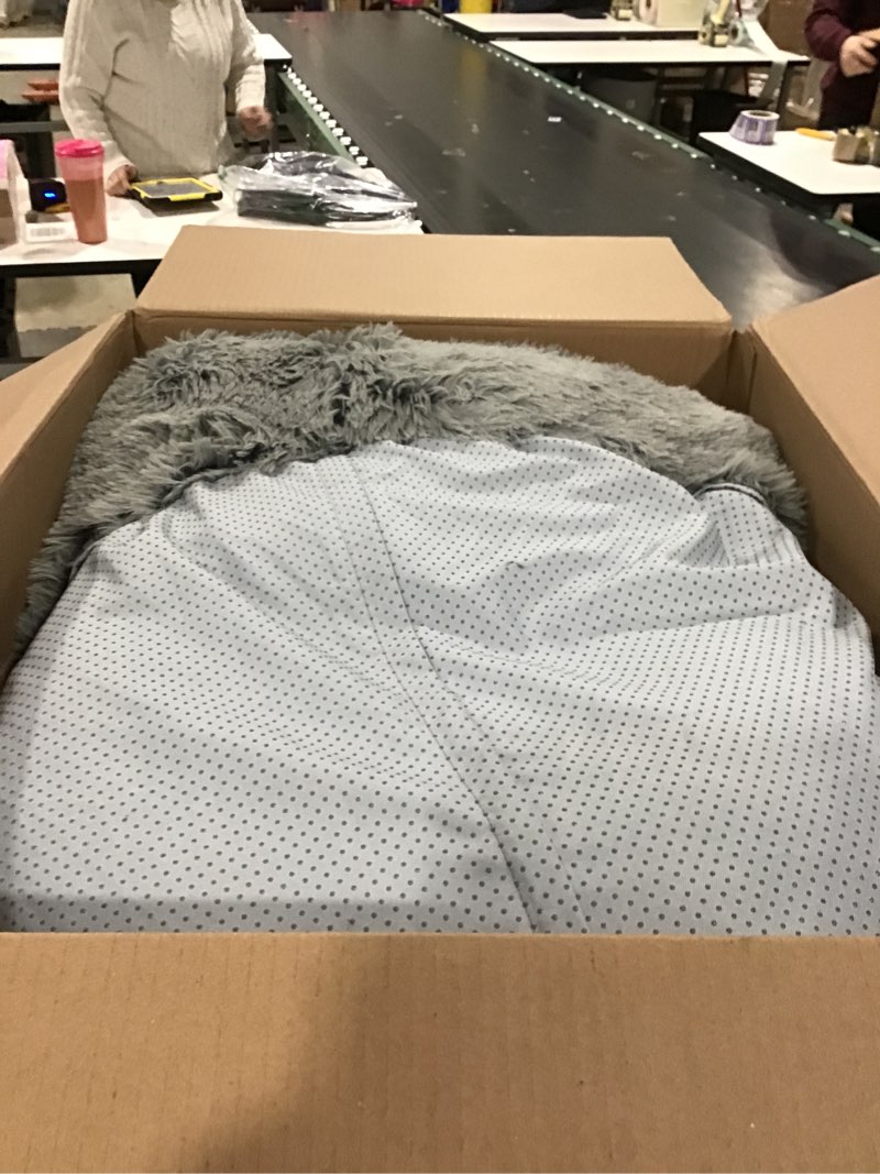 Condition photo showing Good Condition for Furhaven Replacement Donut Dog Bed Cover Plush Long Faux Fur Calming Cuddler, Machine Washable - Gray, Large Large (Pack of 1) Large Long Faux Fur (Gray)