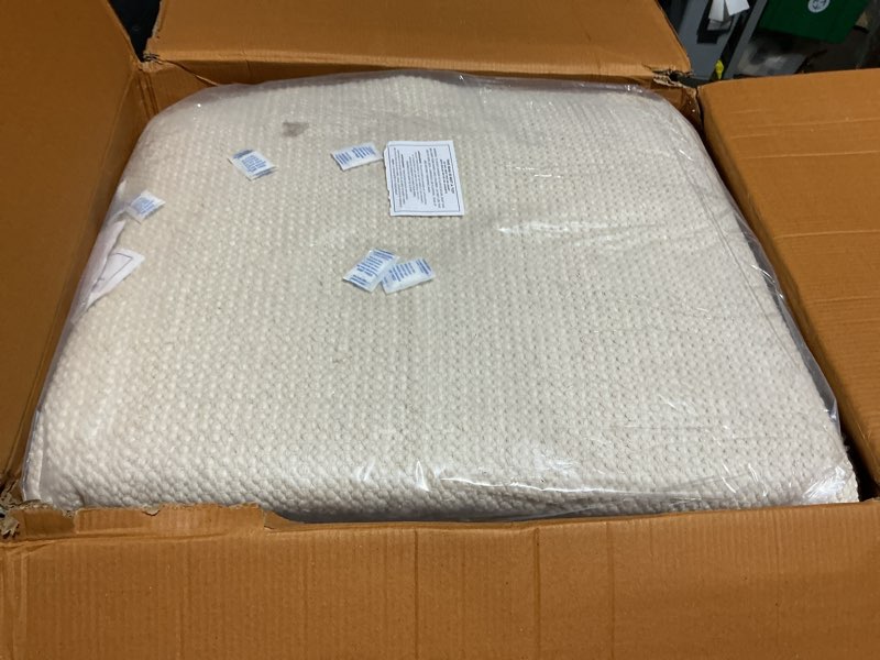 Condition photo showing Good Condition for Handwoven Wool Area Rug - Hand Woven Natural Carpet Rugs- Bedroom Living Room Dining Room (Ivory- 8'x10') 8' x 10' (Rectangular)