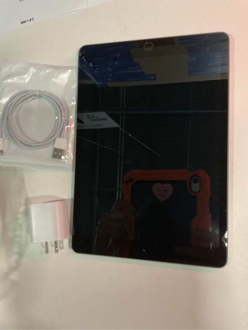Condition photo showing Good Condition for apple ipad 2020 (10.2-inch, wi-fi, 32gb) - space gray (renewed)