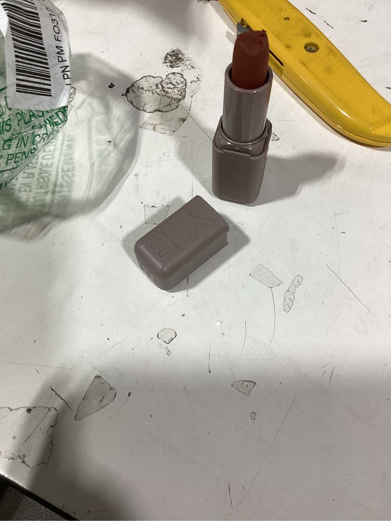 Condition photo showing As Is for maybelline serum lipstick, hydrating lip makeup with 8hrs of lip plumping moisture with hyaluronic acid + oil blend, 'scuse me (midtone caramel brown matte) 008 'scuse me 0.12 ounce (pack of 1)