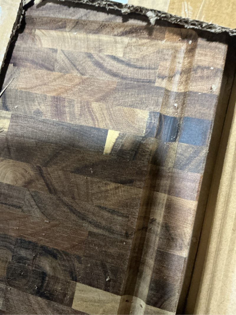 Condition photo showing Good Condition for Bamboo Cutting Boards for Kitchen, Extra Large Wood Cutting Board with Deep Juice Groove and Handle Heavy Duty Chopping board, Kikcoin, 17.6" x 12" 17.3"L x 12"W