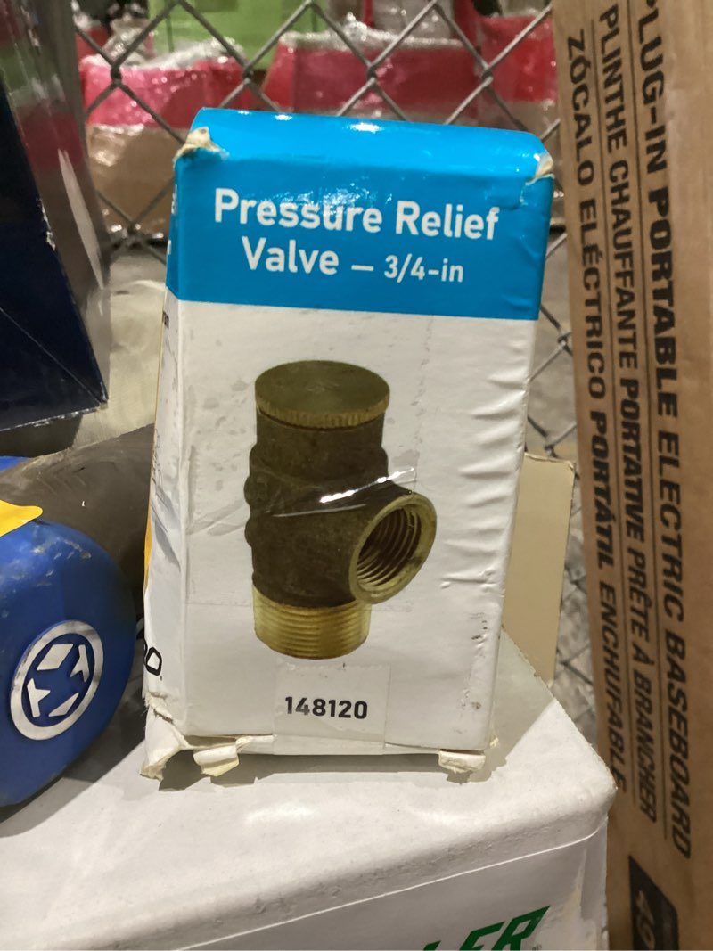 Condition photo showing As Is for Merrill MFG PRVNL75 - Válvula de alivio de presión de latón sin plomo 75 PSI, 3/4"