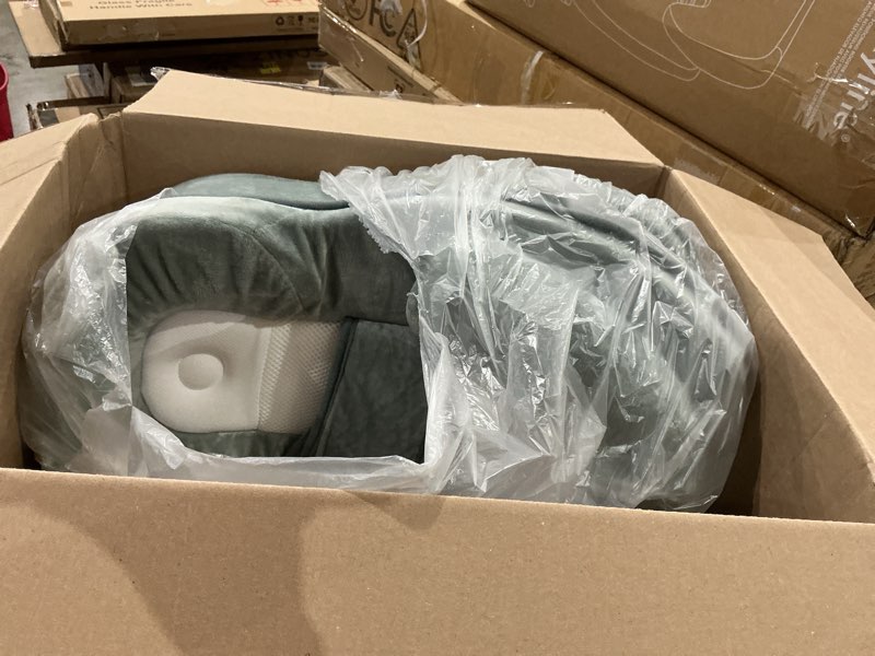 Condition photo showing Good Condition for (gray, small)