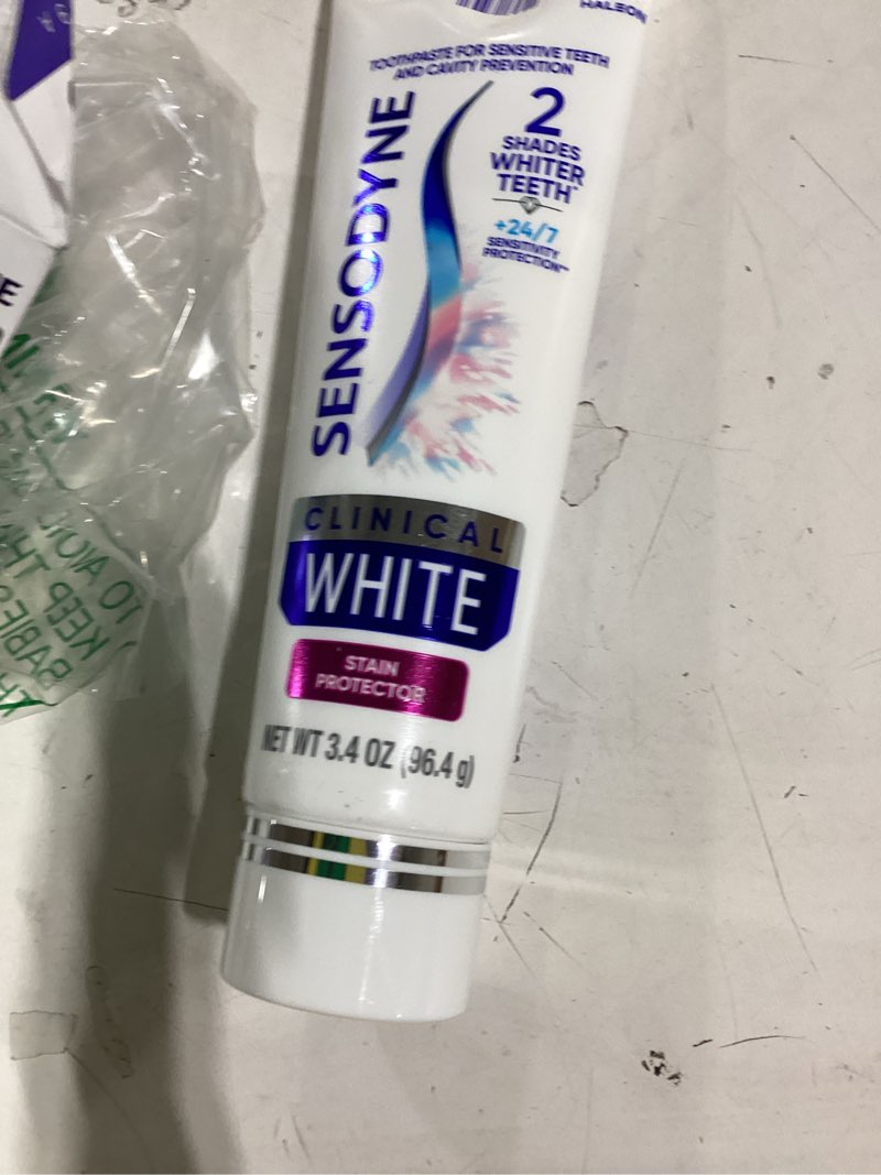 Condition photo showing As Is for sensodyne clinical white toothpaste clinically proven whitening for sensitive teeth, stain protector, 3.4 oz