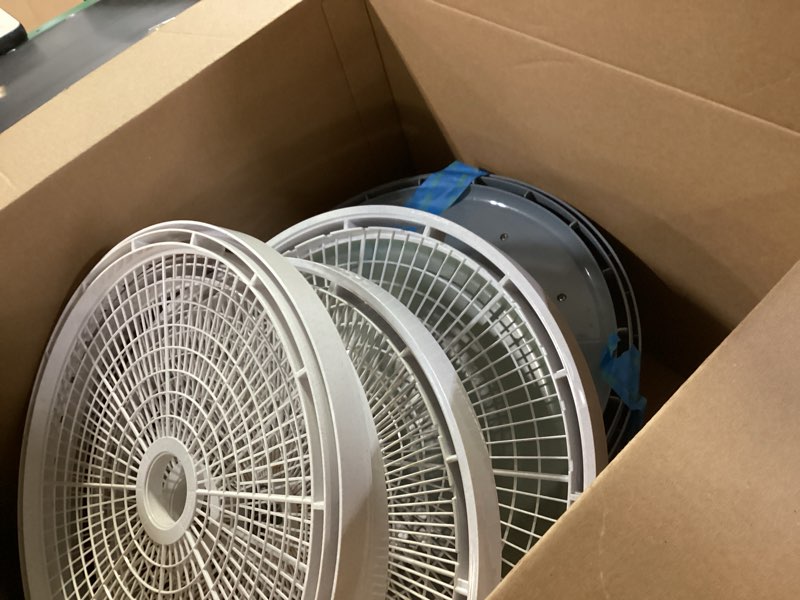 https://lotting-media.assets.bidfta.com/lotting_85d682b7-6445-4ab8-a812-28282c9bfe7d