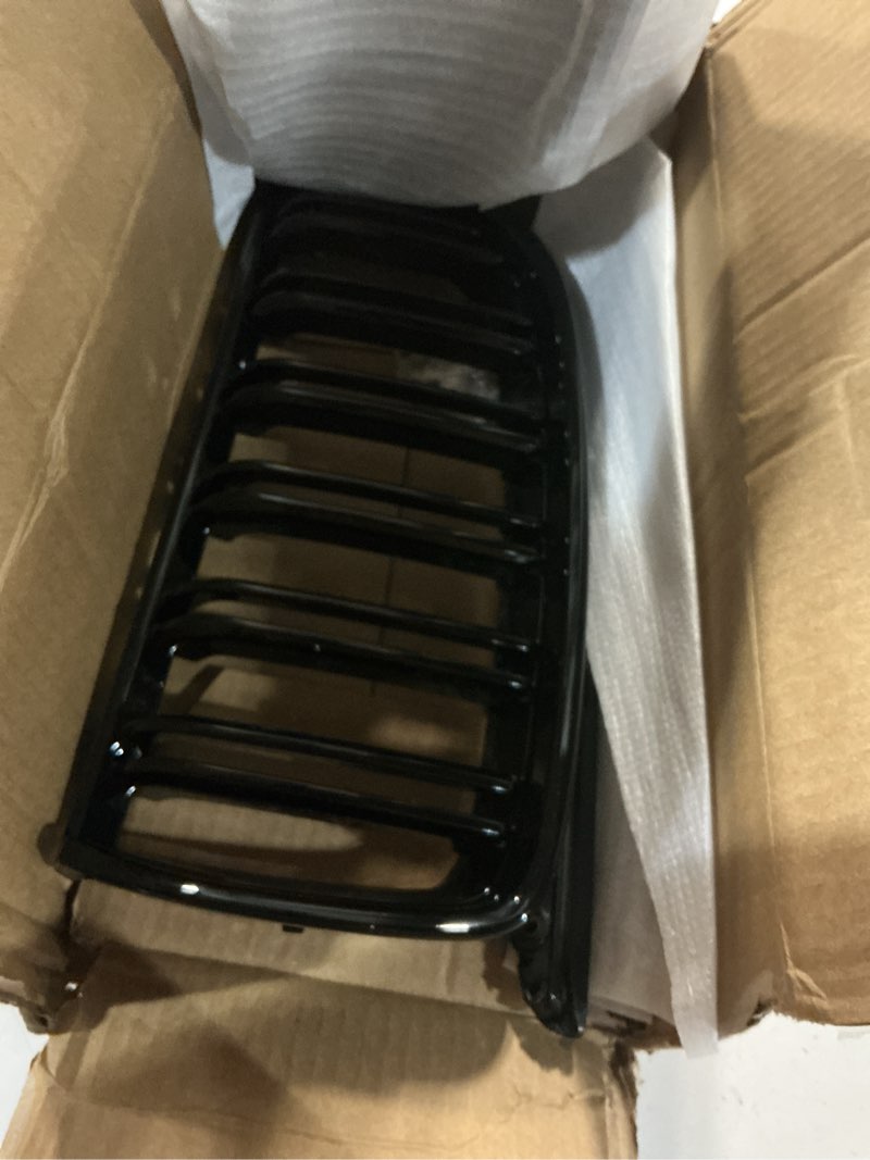 Condition photo showing Good Condition for front grill kidney grille e90 fits for bmw 320i 323i 325i 325xi 328i 328xi 330i 335i 335xi - 3 series 2005-2008?double slats gloss black? gloss black double slats e90 (2005-2008)