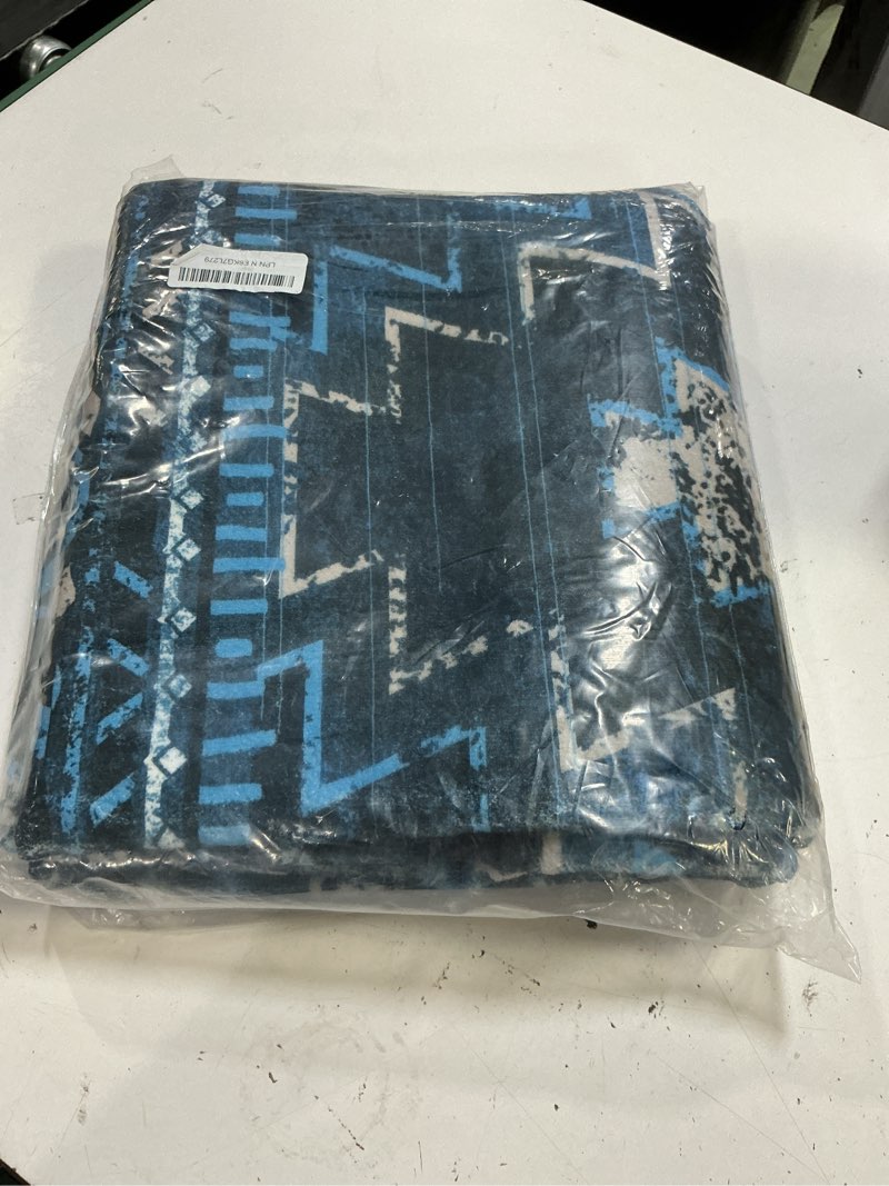 Condition photo showing Good Condition for yinhua western 3x5 entryway rug, aztec machine washable rug low-pile, moroccan non-slip area rugs with rubber backing, navy blue carpet stain resistant for bedroom office blue 3' x 5' (rectangular)