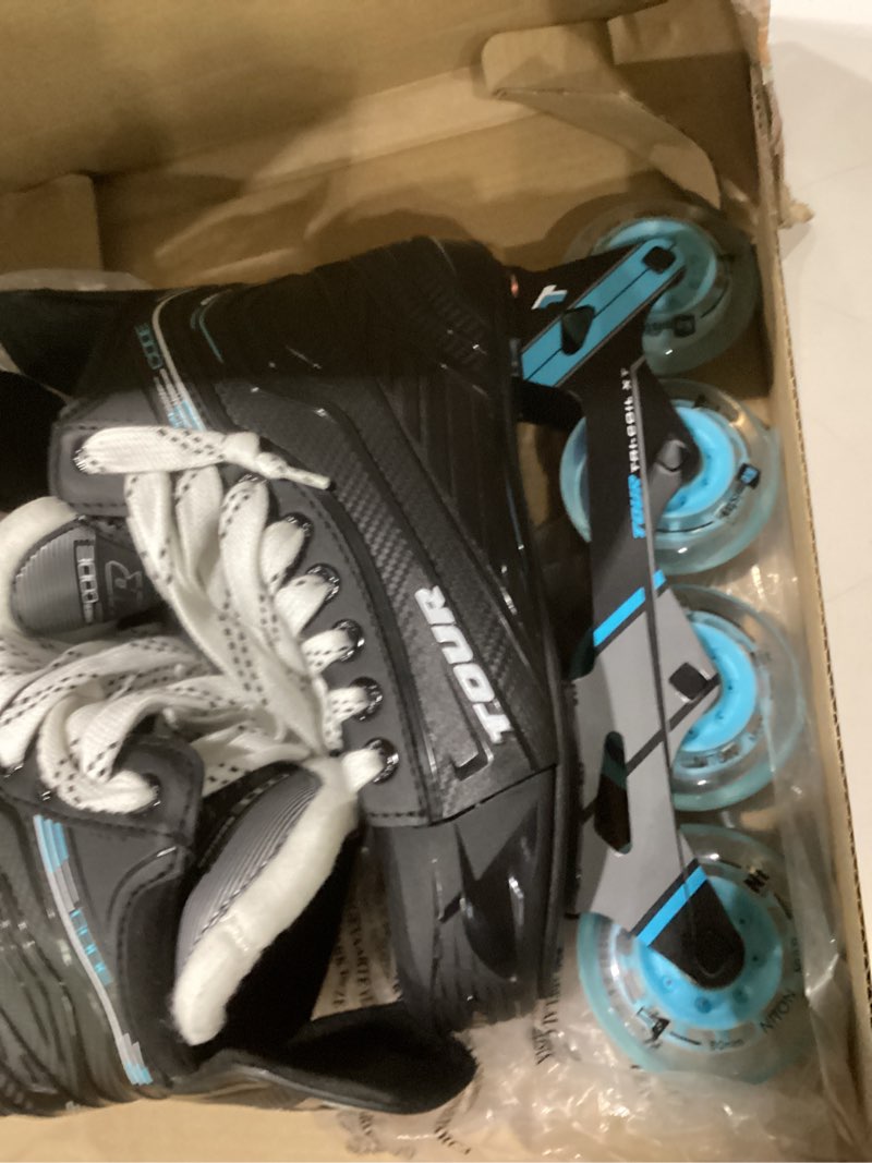 Condition photo showing Good Condition for tour hockey code dk9 roller hockey skates, black, size 9