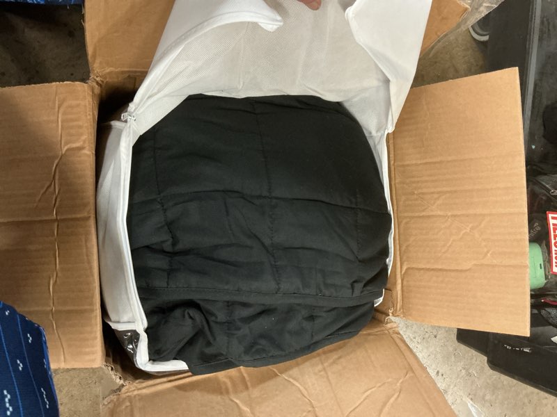 Condition photo showing As Is for HomeSmart Products 50lbs Weighted Blanket Queen Size - Breathable, Hypoallergenic Soft Fabric, The Heaviest Weighted Blanket 50 Pounds, Black Black Queen | 50lbs