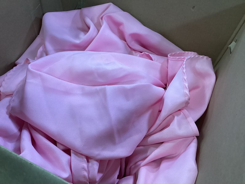 Condition photo showing Good Condition for BRILLMAX 6 Pack Pink Round Tablecloths 108 Inch - Circle Bulk Linen Polyester Fabric Washable Table Cloth Cover for Wedding Reception Banquet Birthday Party Buffet Restaurant Pink 108 In, 6 Pack