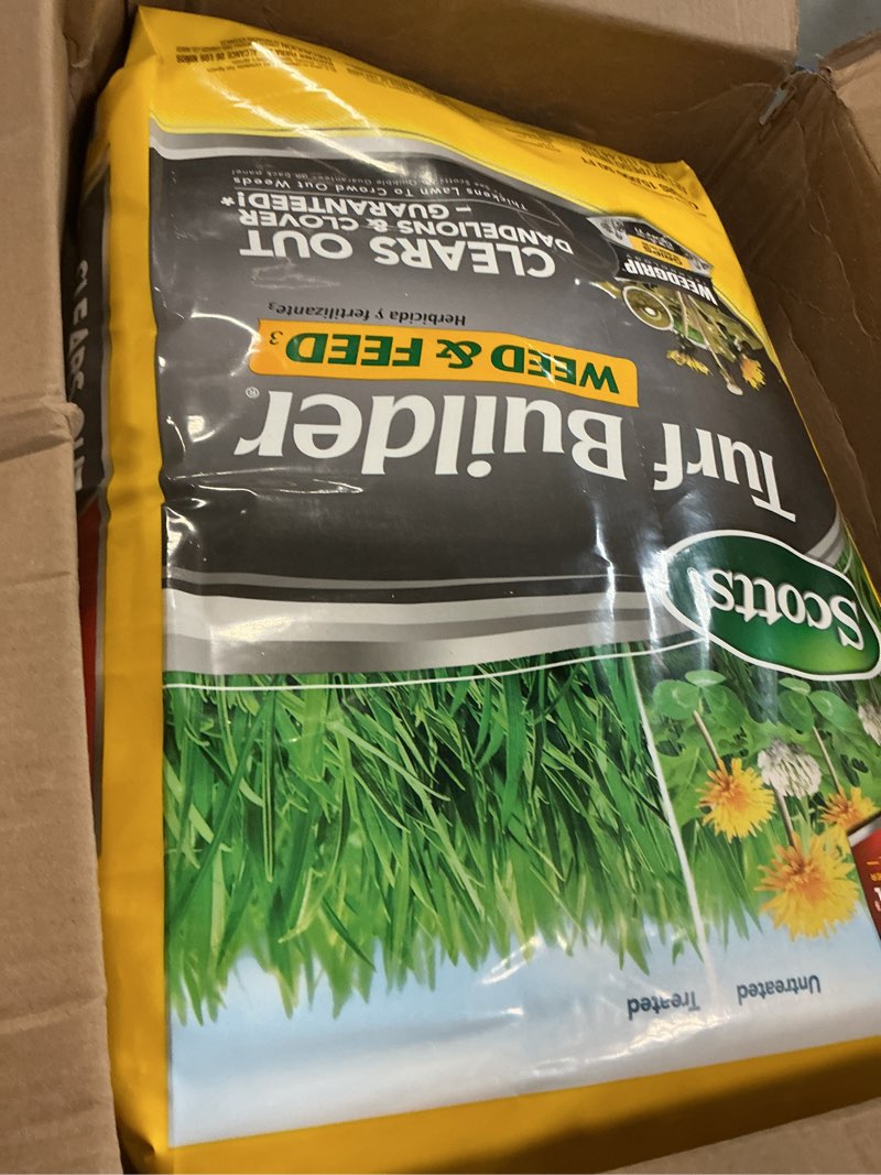 Condition photo showing Good Condition for scotts turf builder weed and feed3 - weed killer plus lawn fertilizer, controls dandelion and clover, grass fertilizer for up to 15,000 sq. ft., 42.87 lbs.